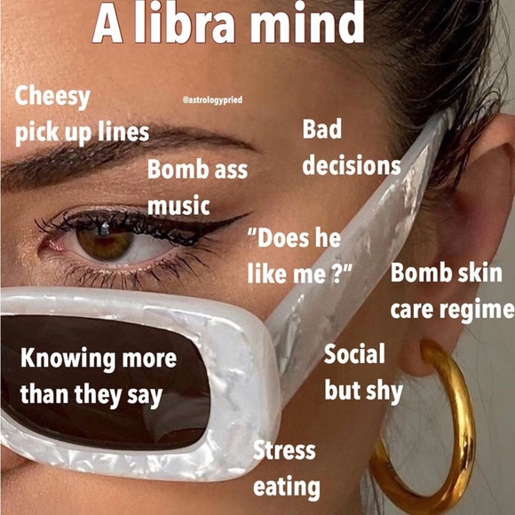 Posh Show ✨ - Picture 4 of 4